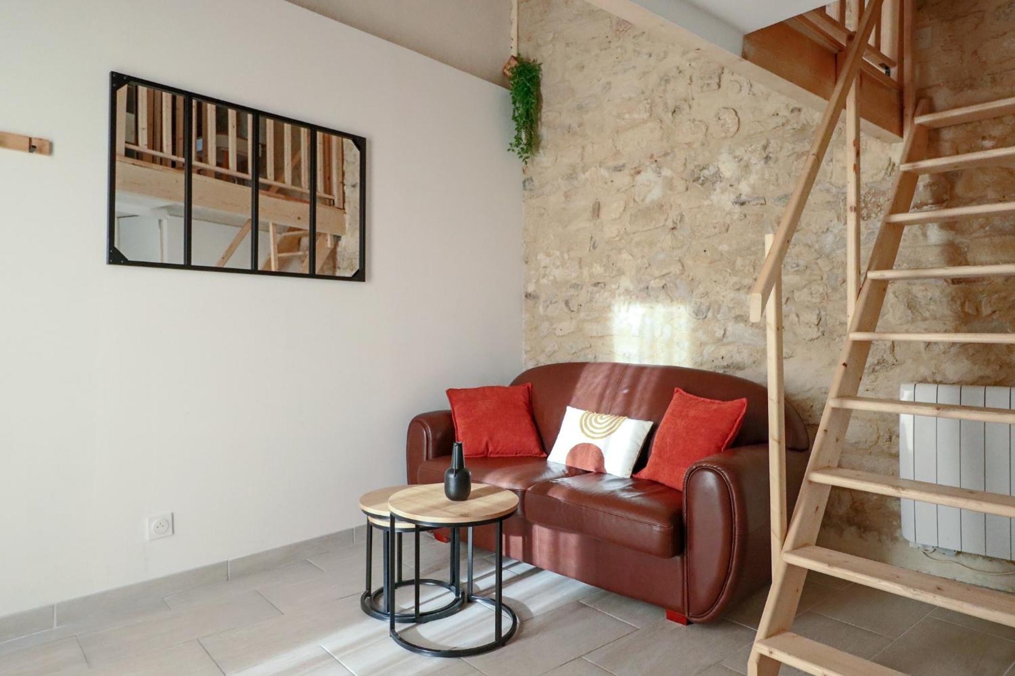 Climatise Mezzanine Avec Parking * Montpellier